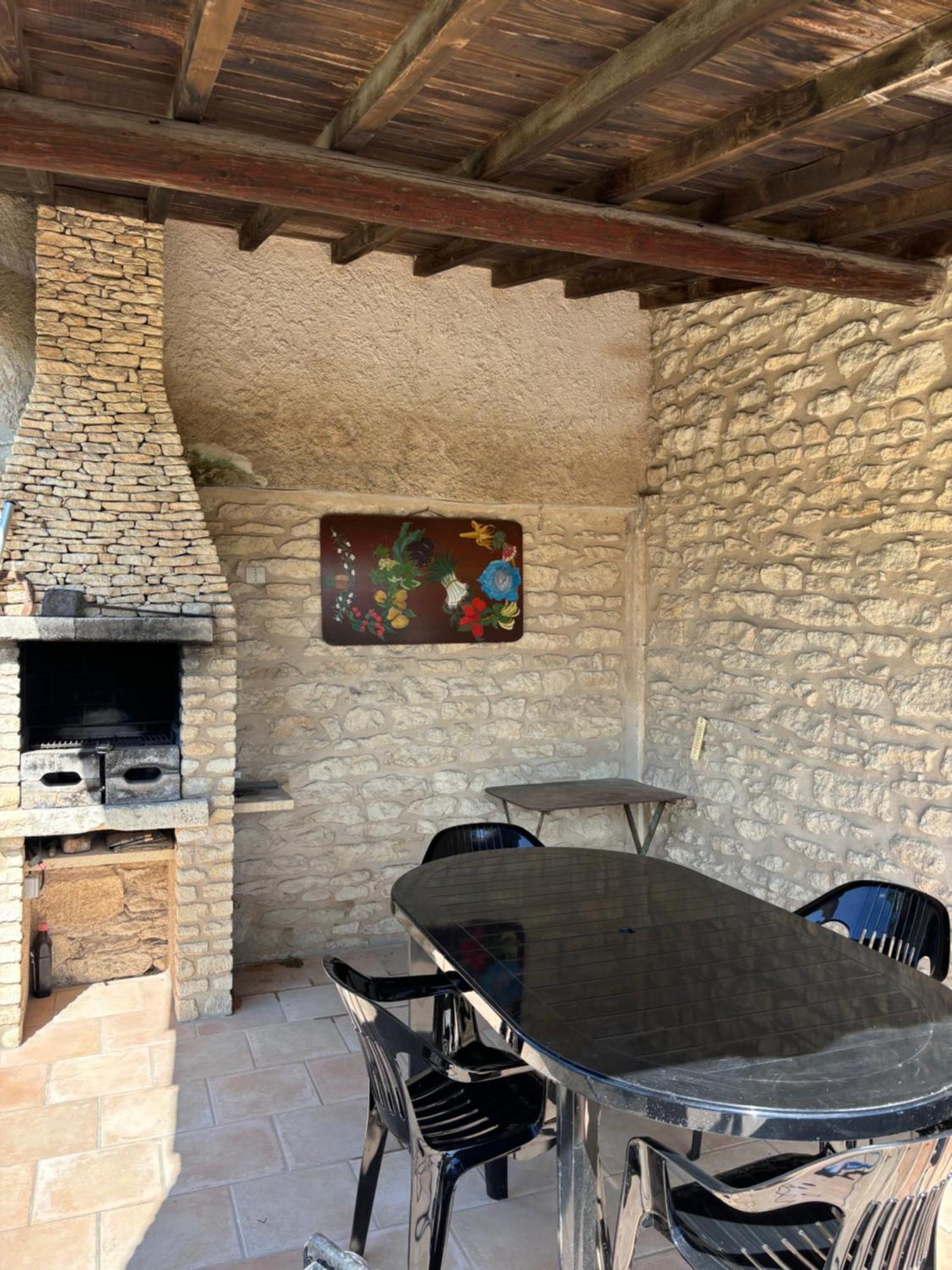 Les Juliens Apartment Gordes Luaran gambar